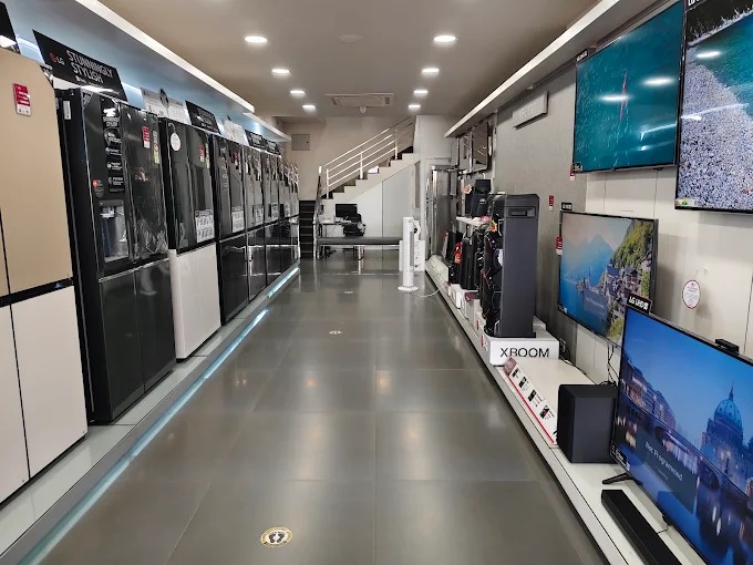 Electronics store product image